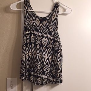 Black print tank top